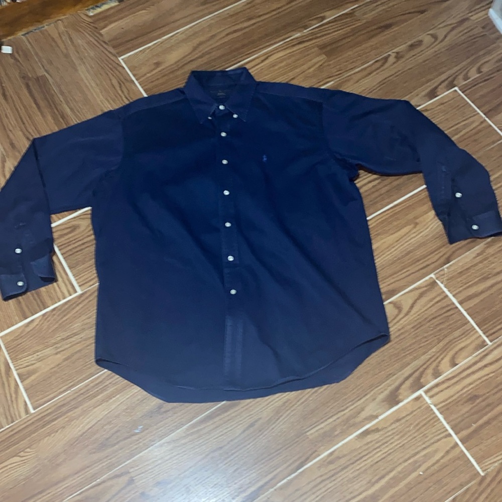Men’s Ralph Lauren Button Down long sleeve shirt.Size L